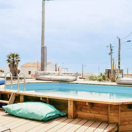 Beachfront Caparica Panzió *